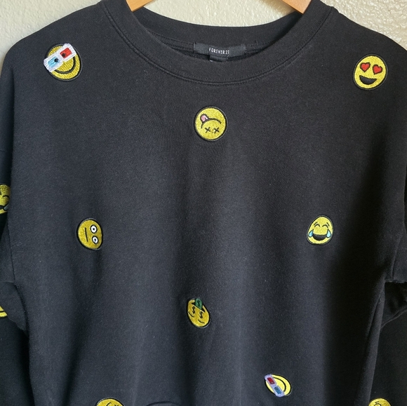 Forever 21 Emoji Pullover Sweater Juniors Size Medium - Picture 3 of 5
